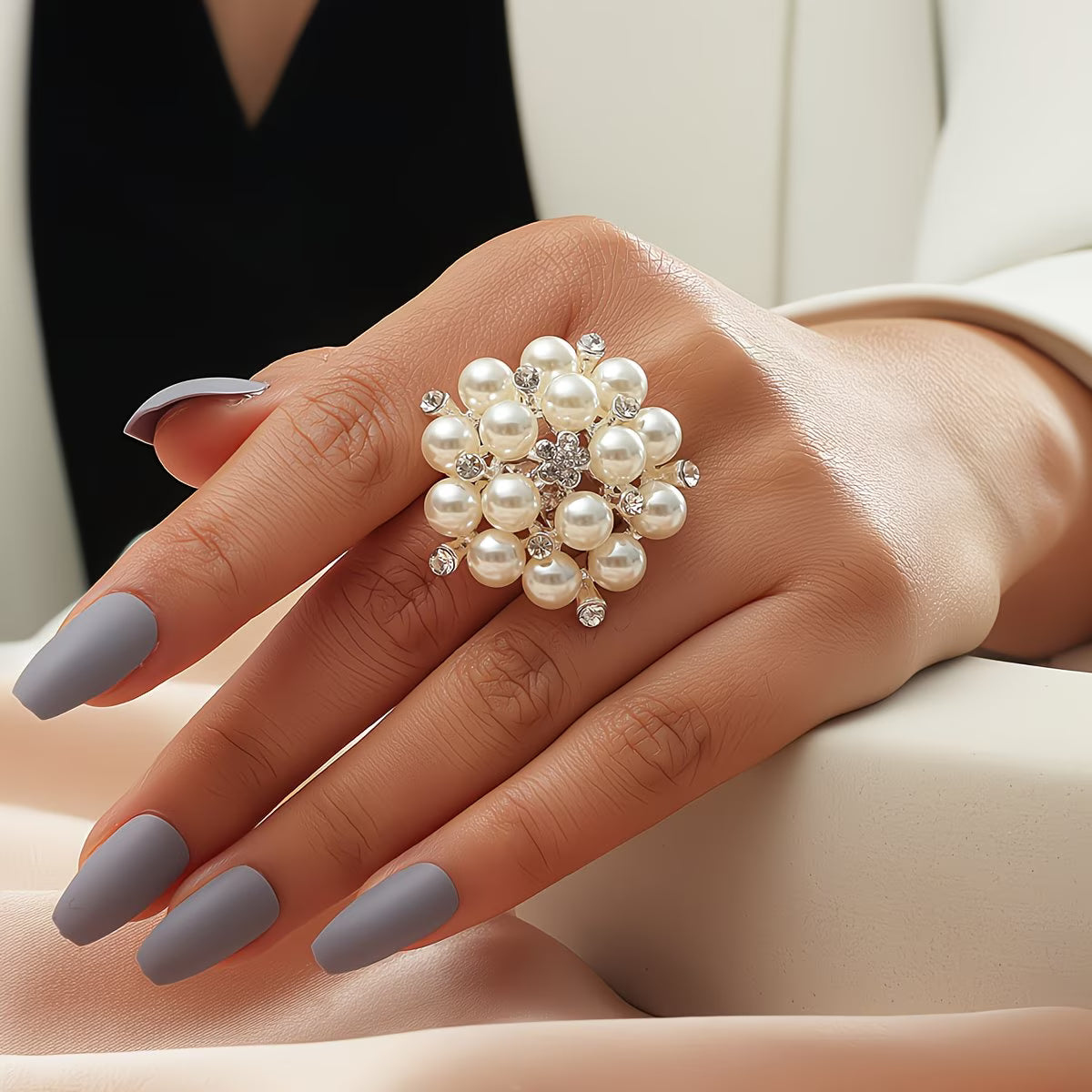 Anillo ajustable de perlas