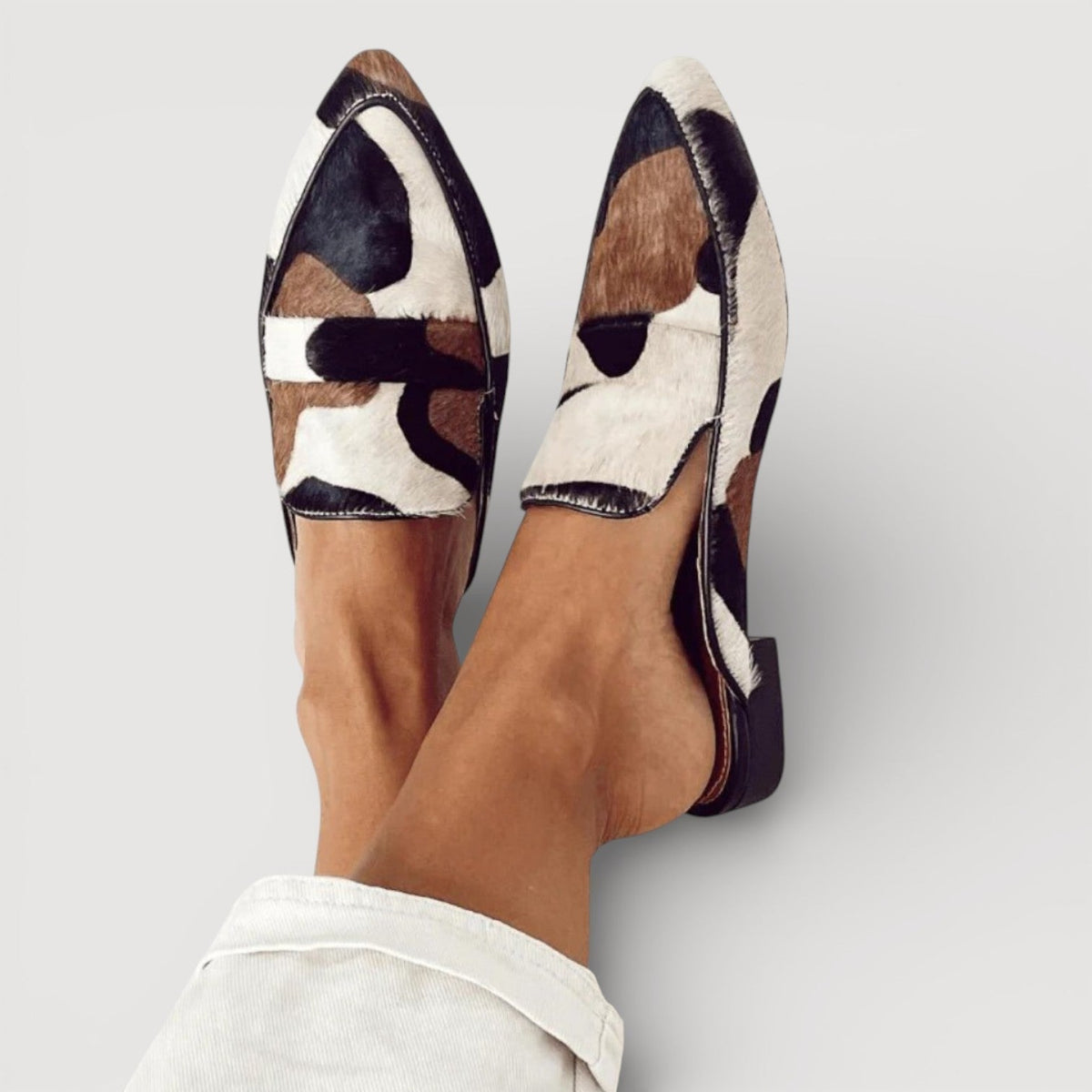 Mocasines con estampado de vaca