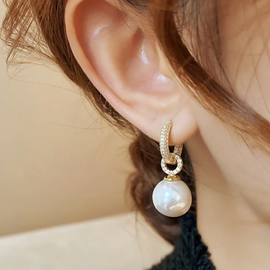 Pendientes de perla clásicos