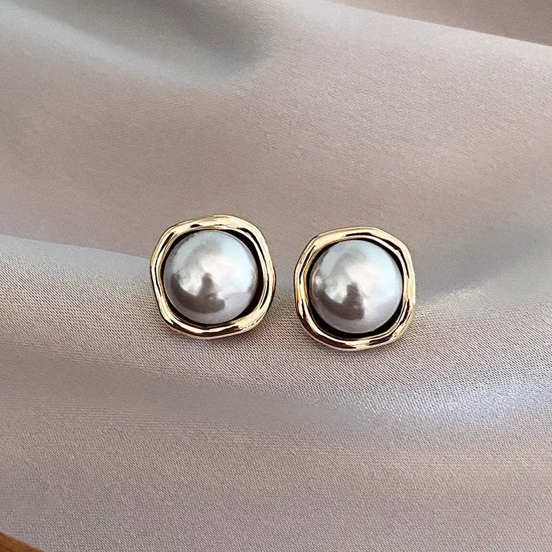Pendientes de perla negra